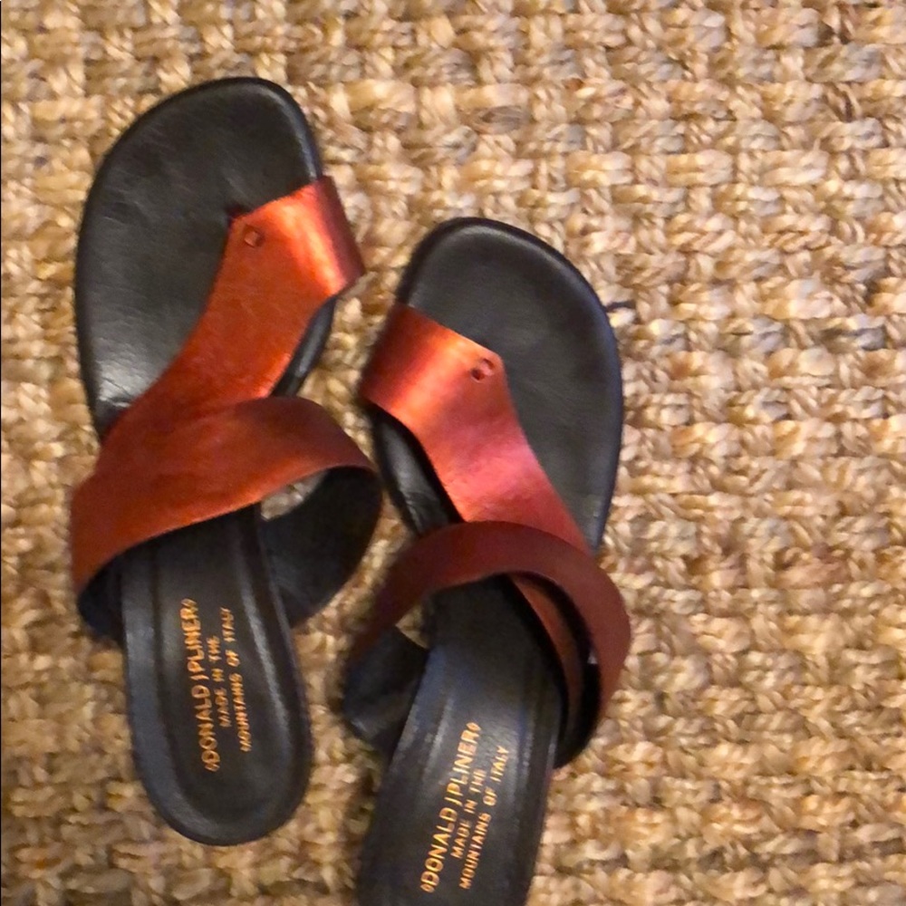 Donald J. Pliner heels. Size 10.